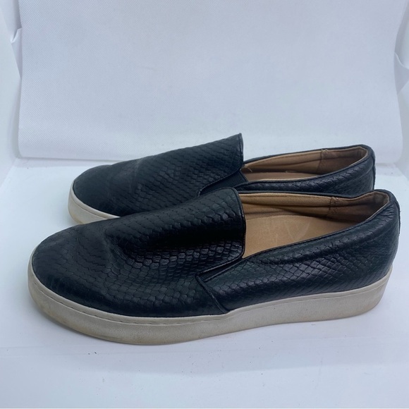 Vionic Midi Snake Black Slip On Shoes - Picture 2 of 6